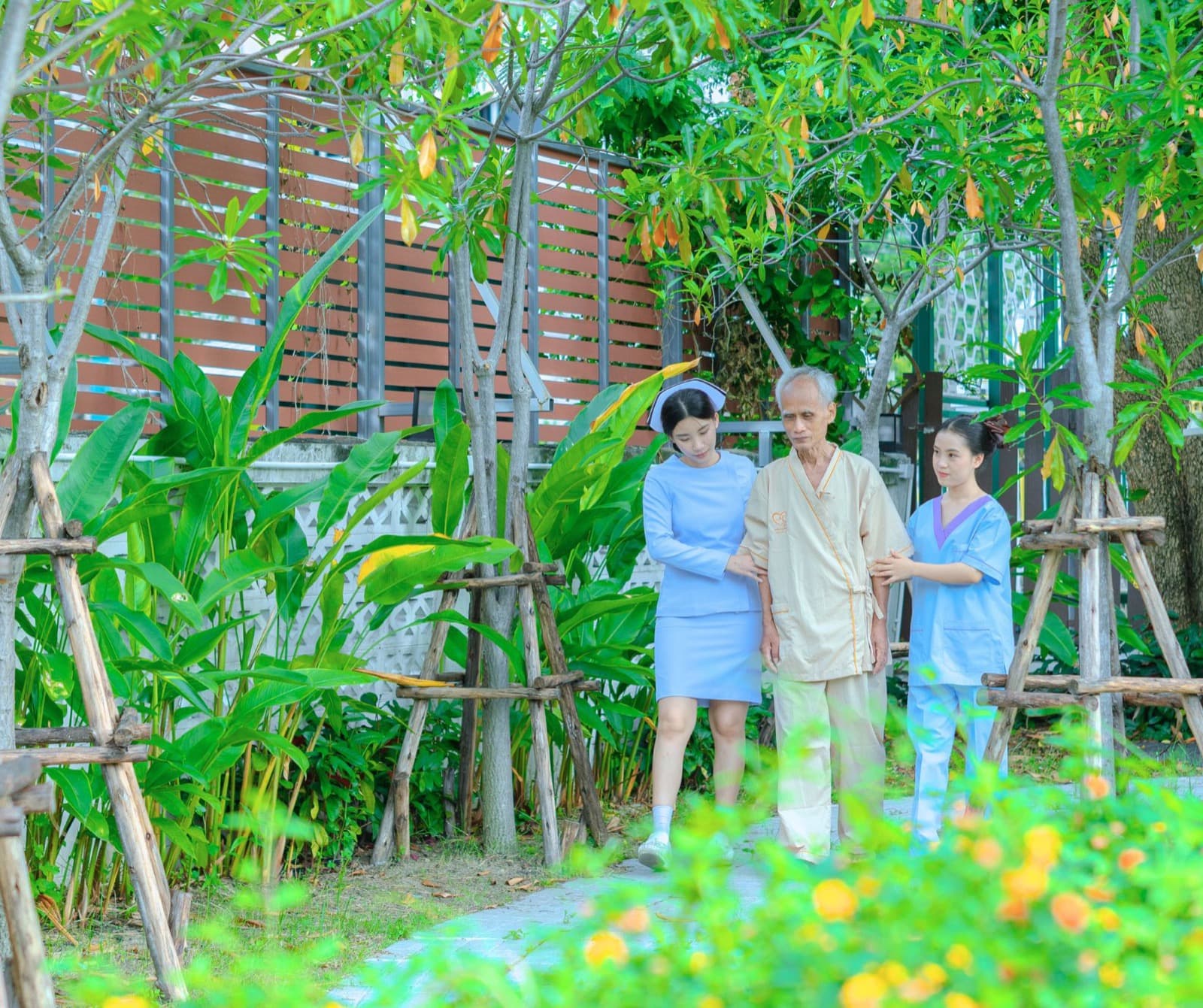 นนทบุรี เฮลท์แคร์ — 6/6